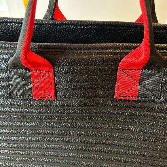 Steve Madden Tote Bag Handbag Black With Red Trim Dual Handles Zip Closure #CLO - Picture 9 of 10